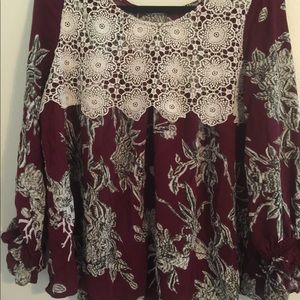 Flirty Floral Top Lace Detail Plum purple